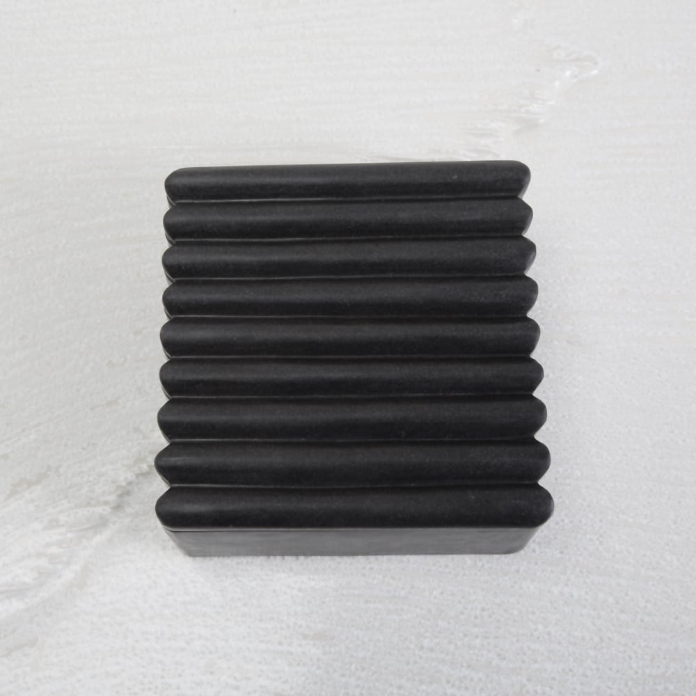 LAUREL RIBBED BOX SQUARE