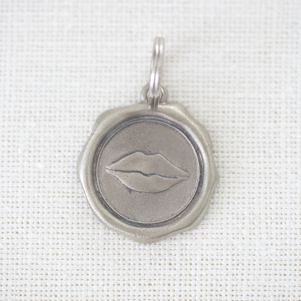 LIAISON DOG TAG LARGE image number 0