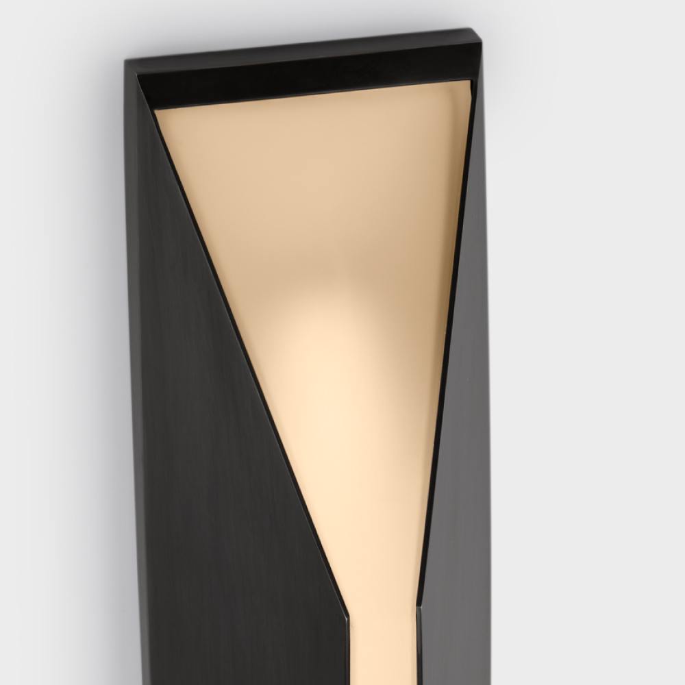 Stretto 24" Sconce image number 2
