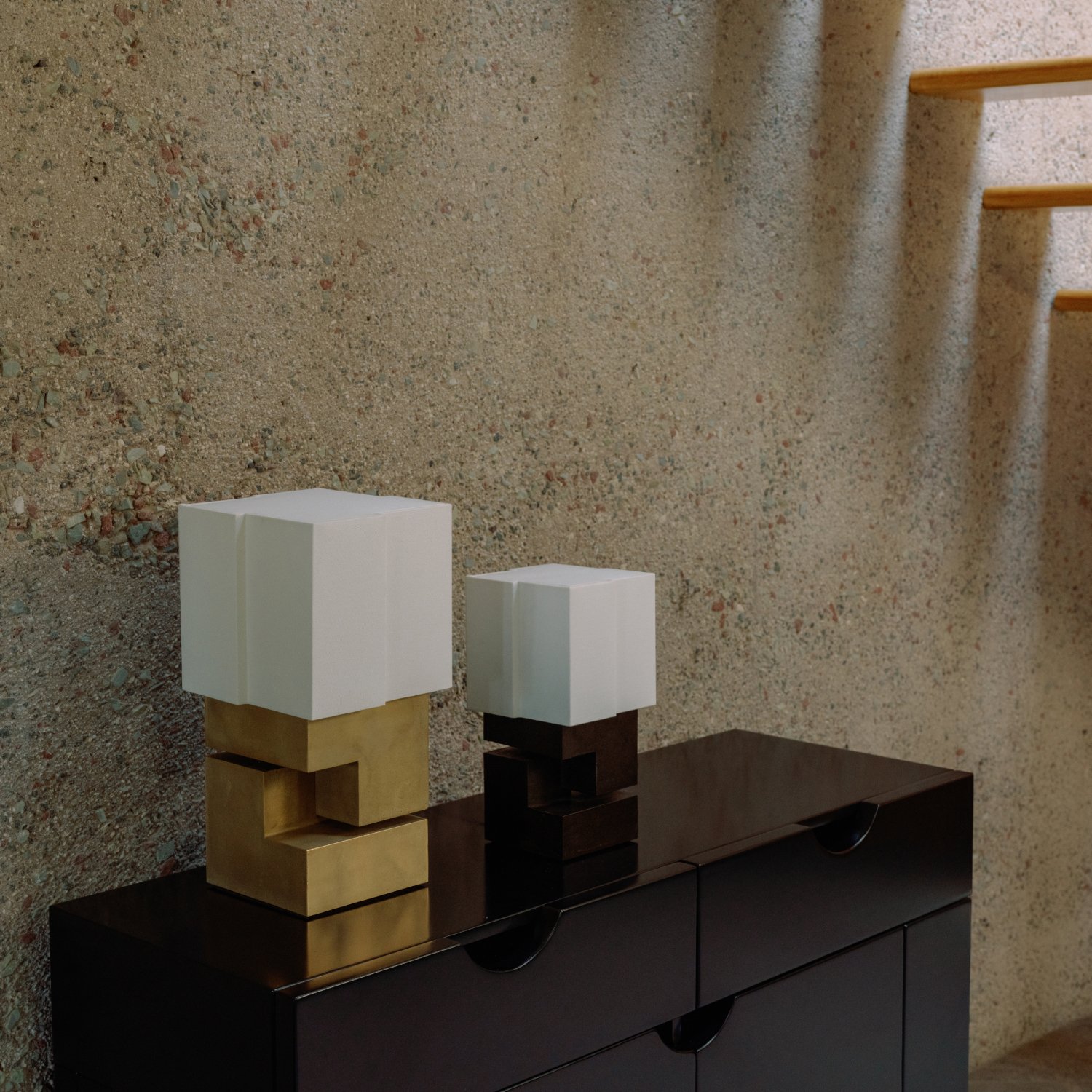 Nucleo 18" Table Lamp image number 2