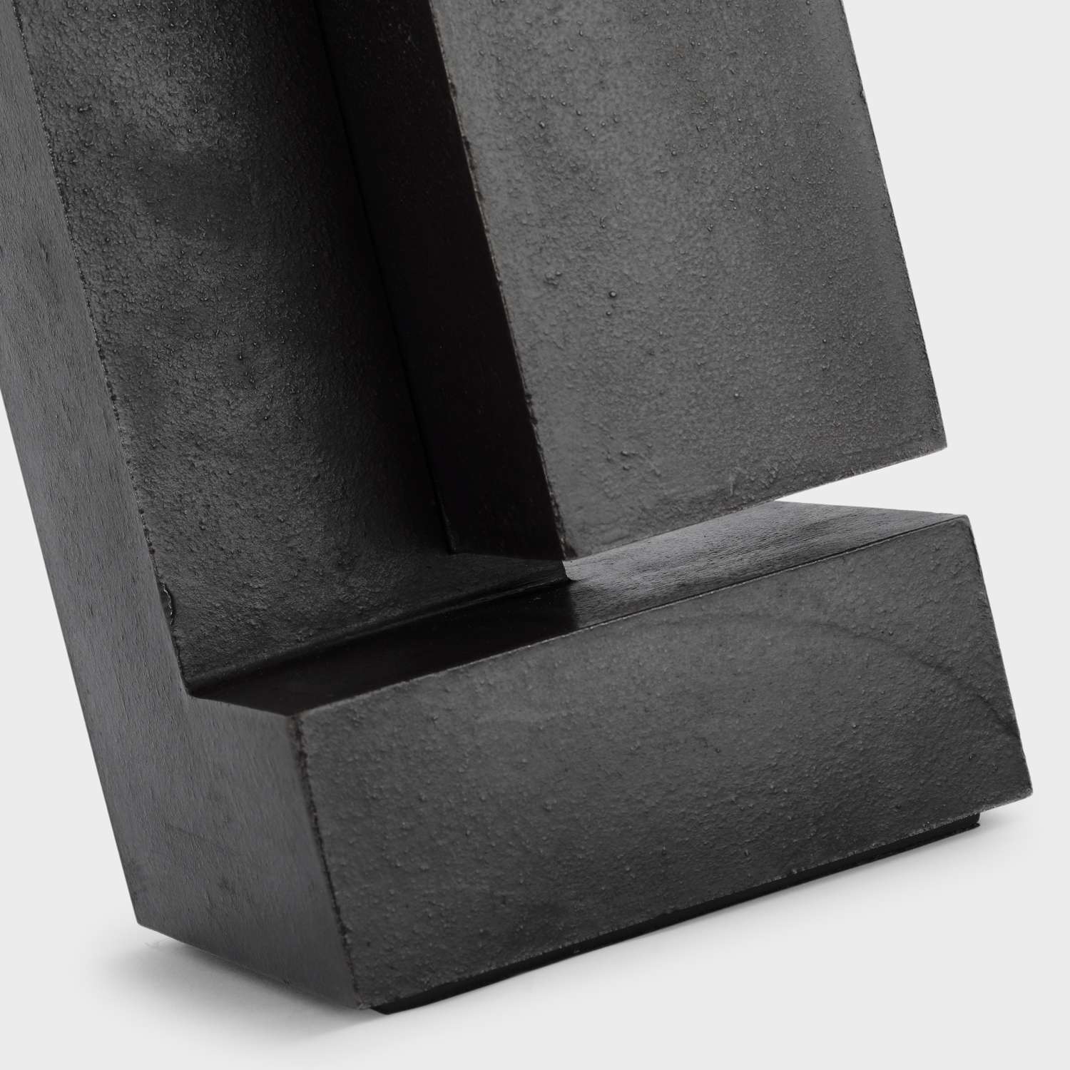 Nucleo 27" Table Lamp image number 3