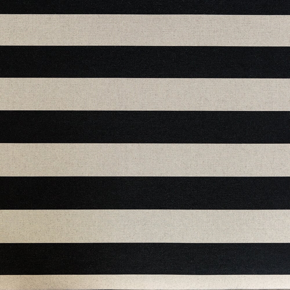 VIVANT PETITE CHAIR image number 7