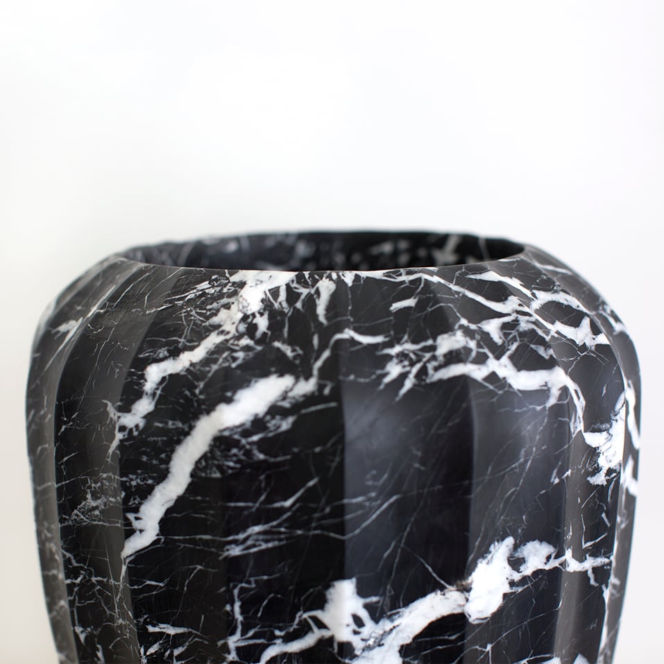 FLUTED LARGE VASE image number 3