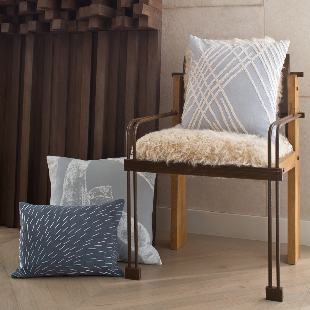 ZUMA GOUACHE PILLOW image number 0