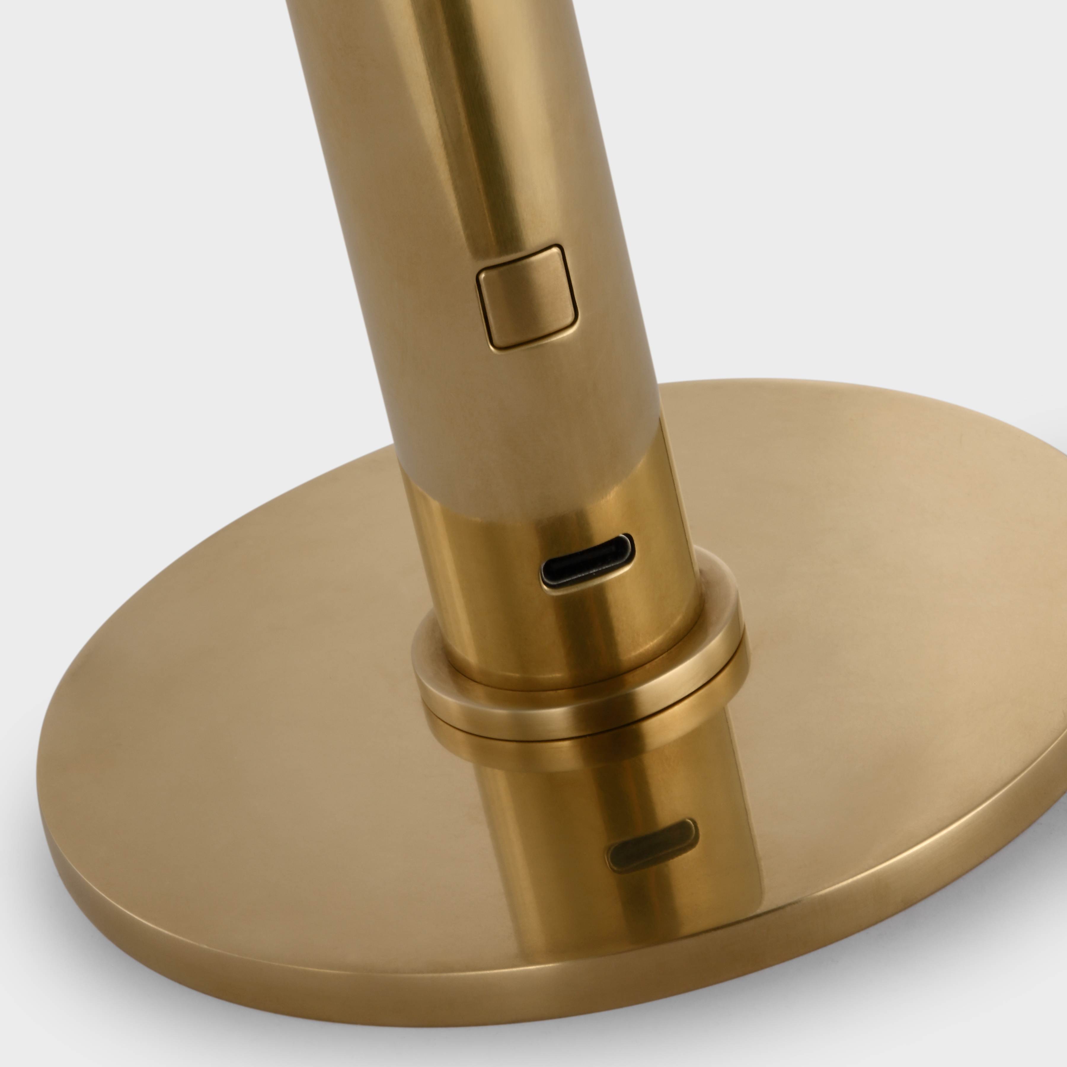 Rousseau 10" Rechargeable Accent Lamp image number 10