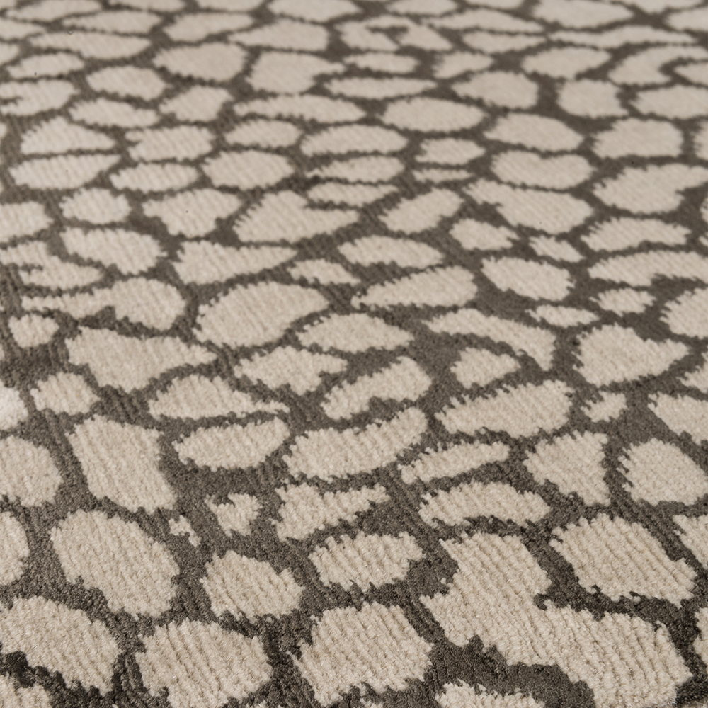 ARRAY DARK RUG - 9 X 6 image number 0