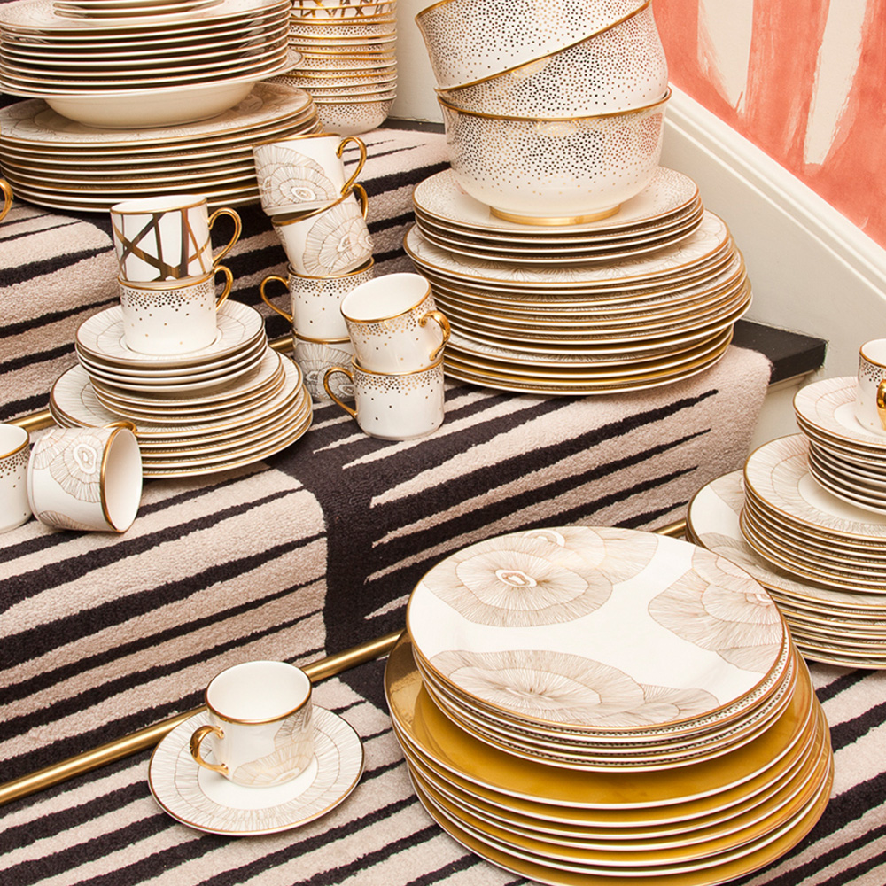 HILLCREST DINNER PLATE image number 0