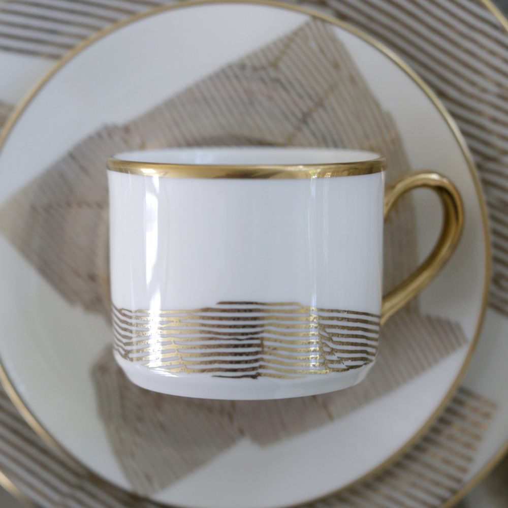 BEDFORD TEA CUP & SAUCER SET image number 4