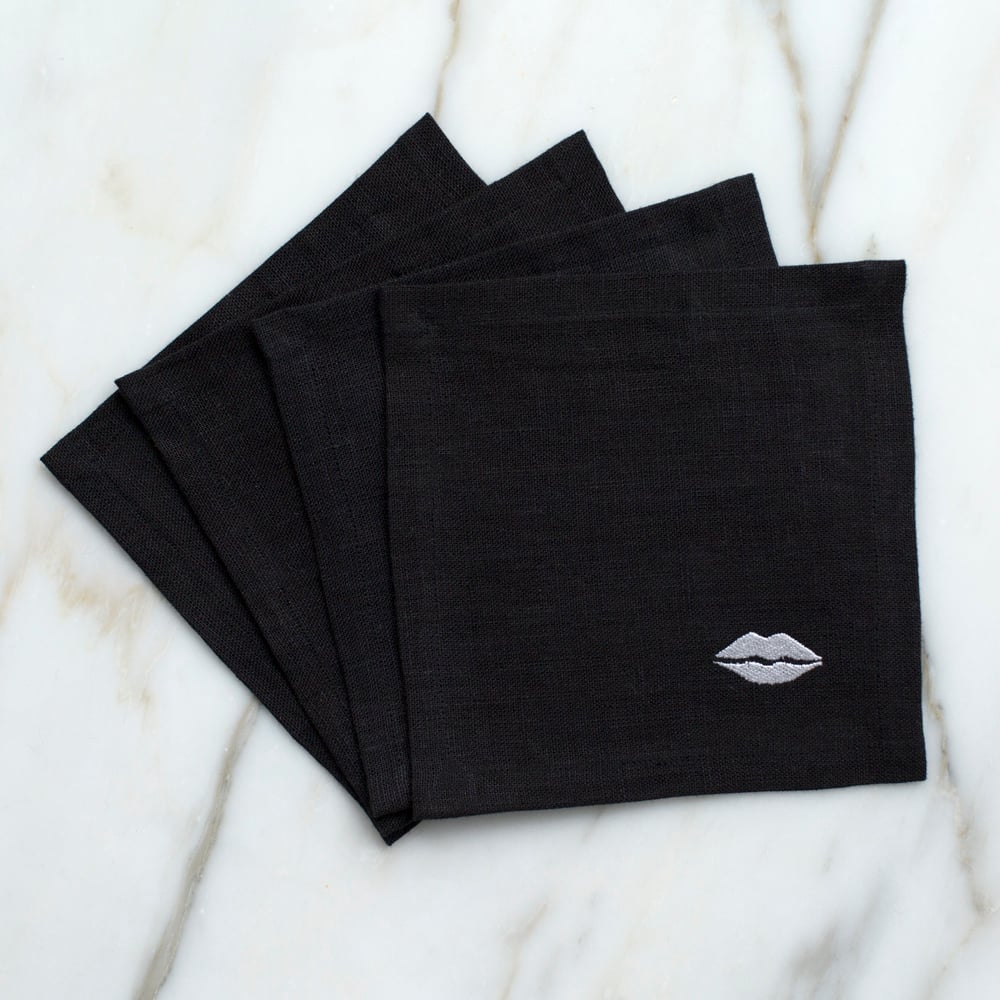 KISS COCKTAIL NAPKINS - BLACK image number 0