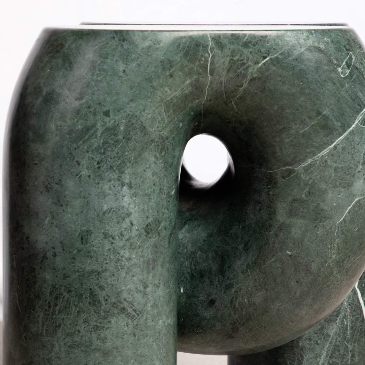 Nudo Side Table image number 8