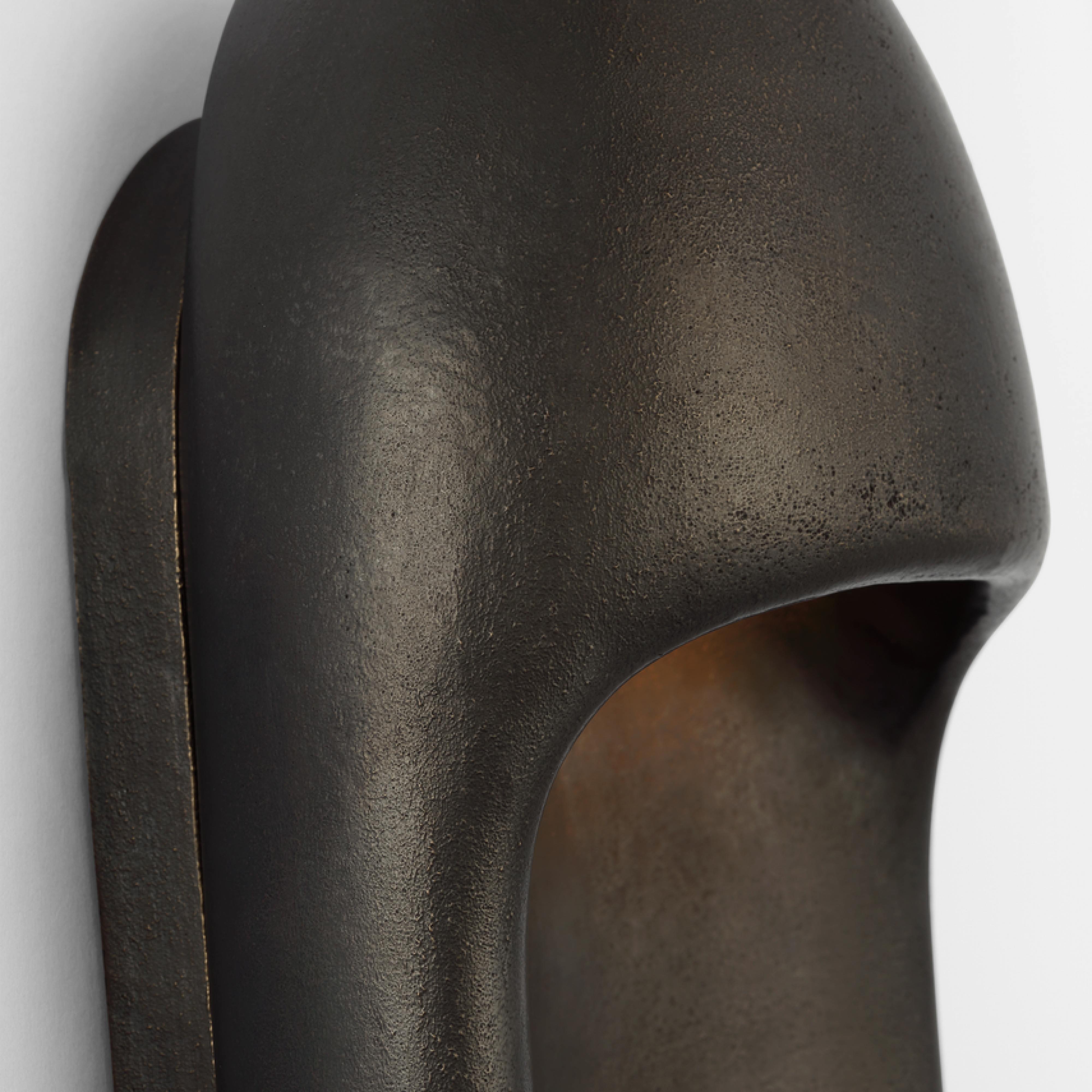 Esculpa 18" Elongated Wall Light image number 6