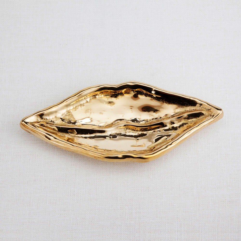 CLASSIC KISS DISH image number 1