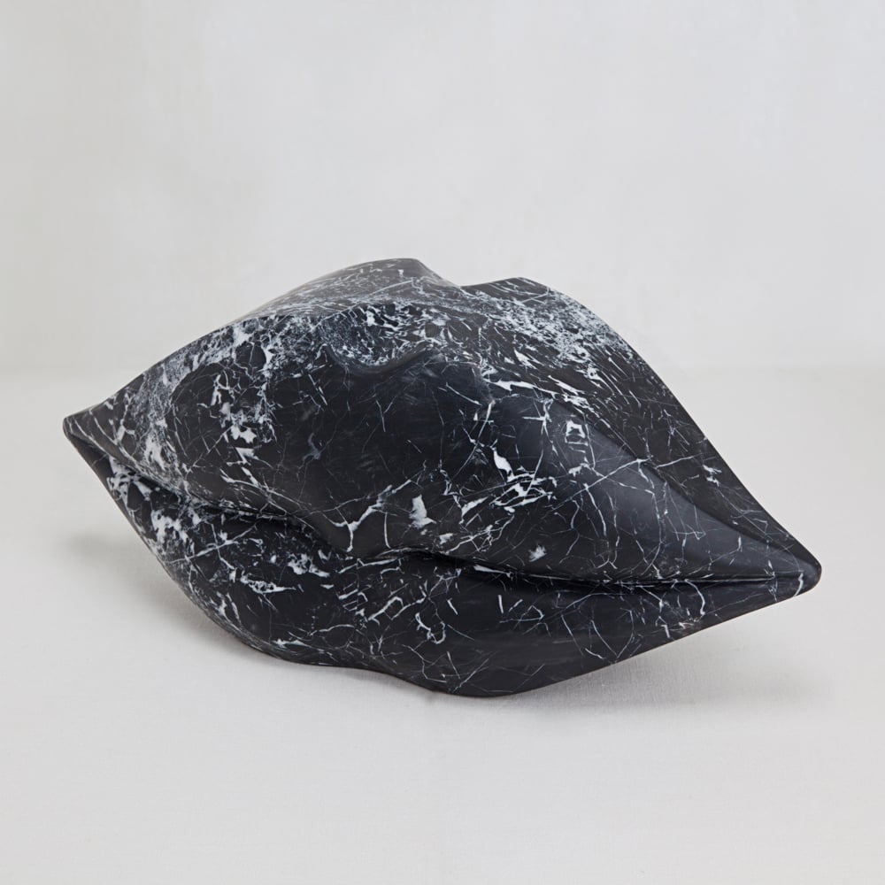 CLASSIC BIG KISS image number 2