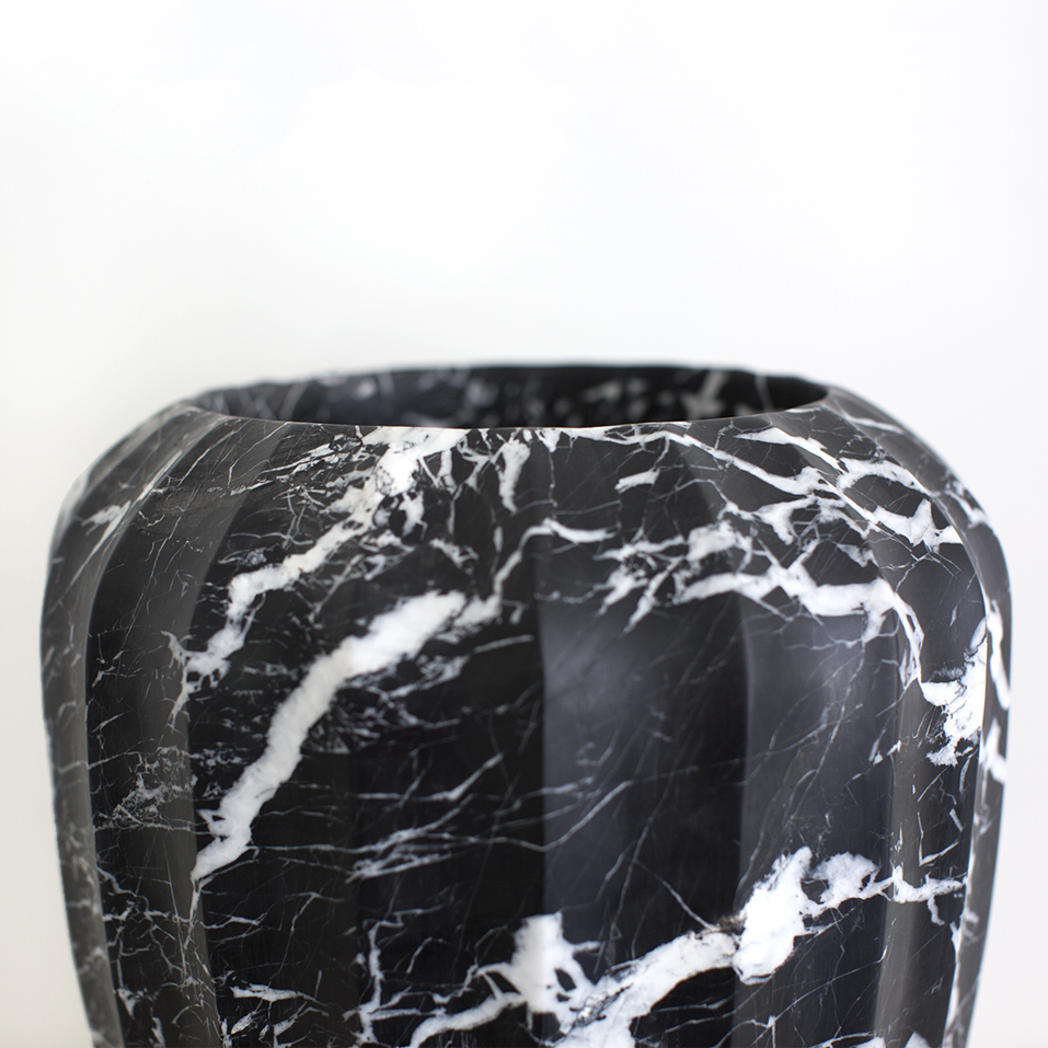 FLUTED LARGE VASE image number 3