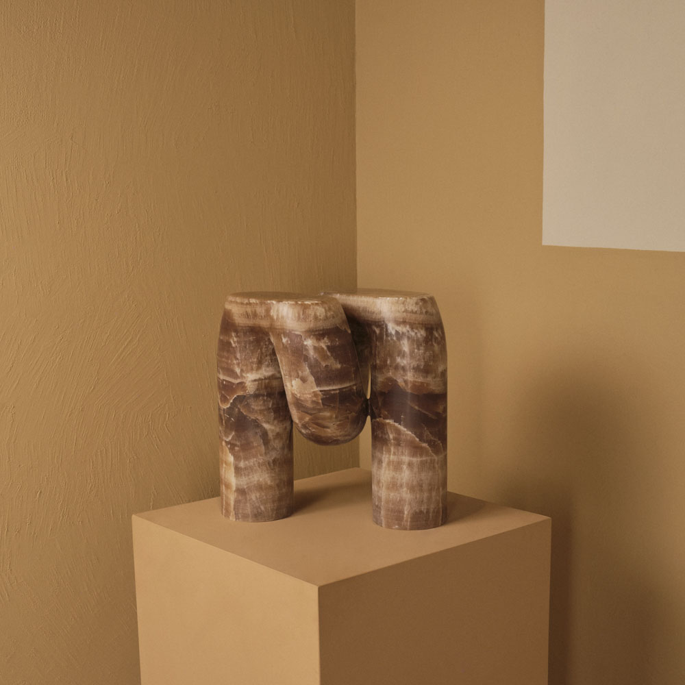 Nudo Side Table image number 3