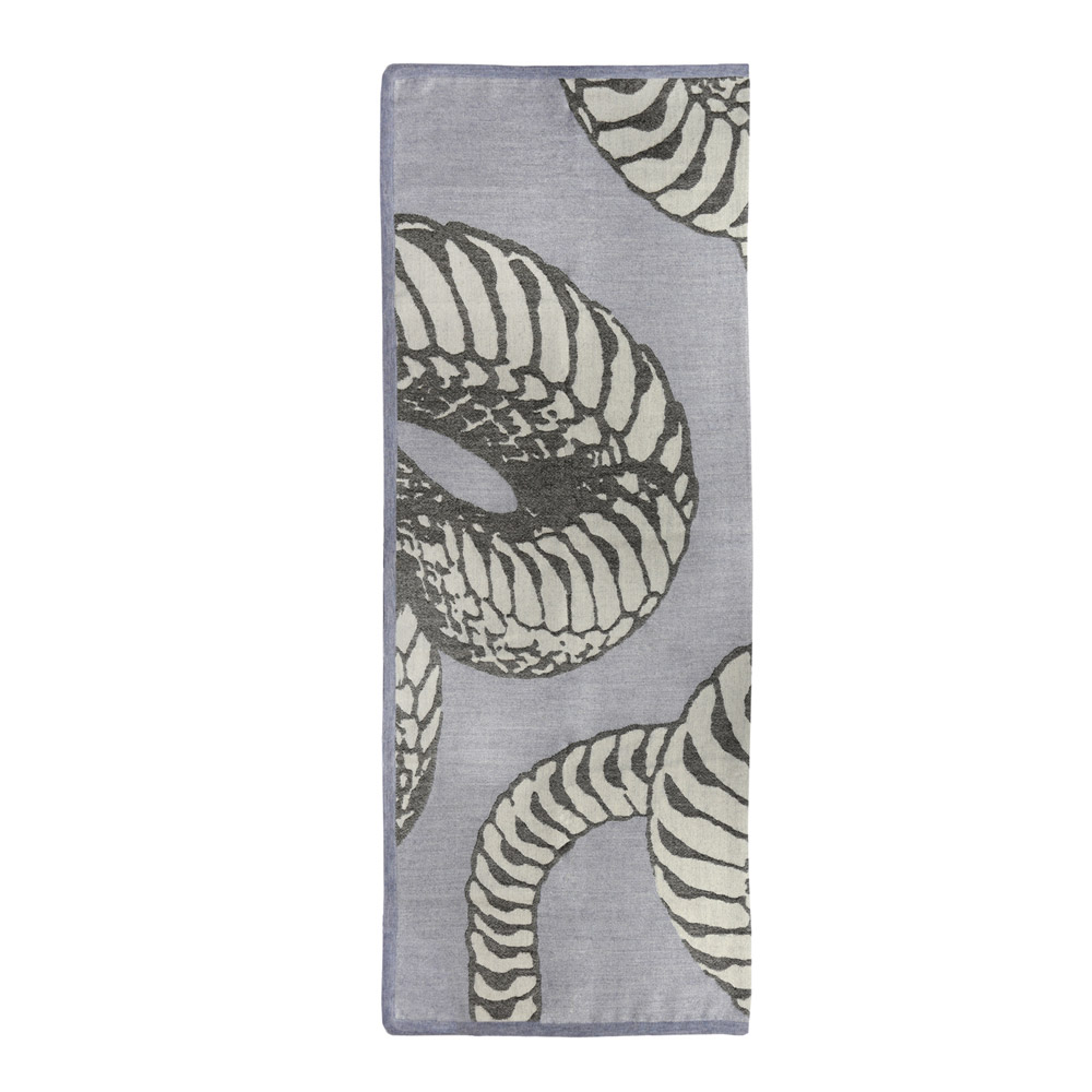 SERPENTINE LUXE THROW image number 3