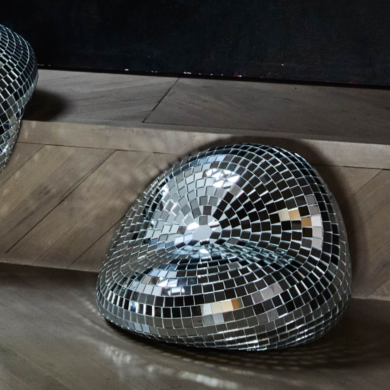 Cracked Actor image number 1