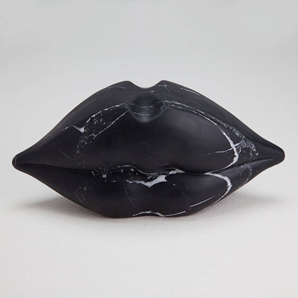 CLASSIC LITTLE KISS image number 1