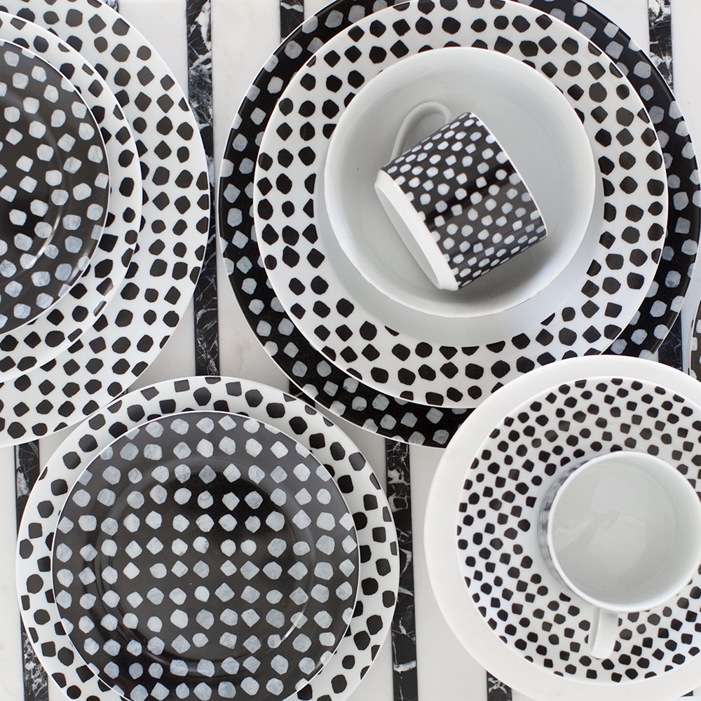 DOTS SALAD PLATE image number 0