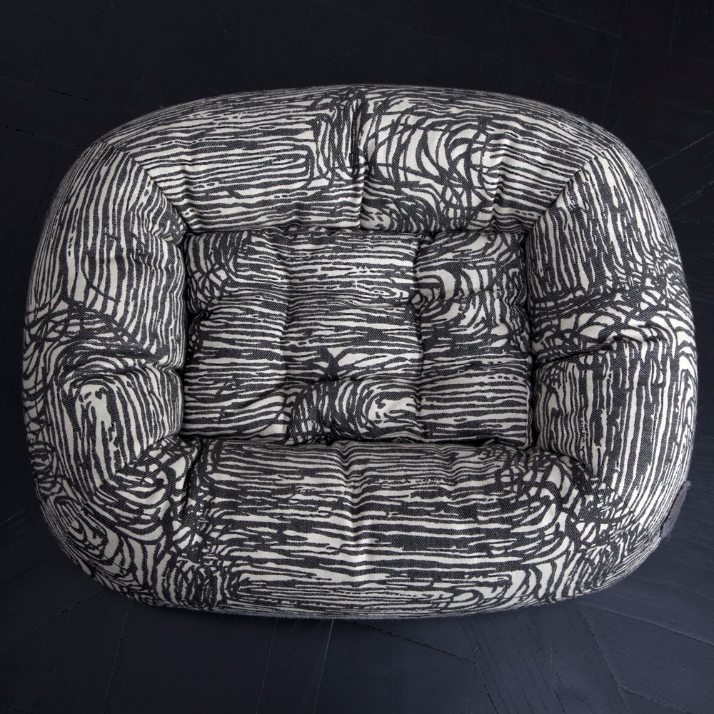 GRACIE SMALL DOG BED image number 2