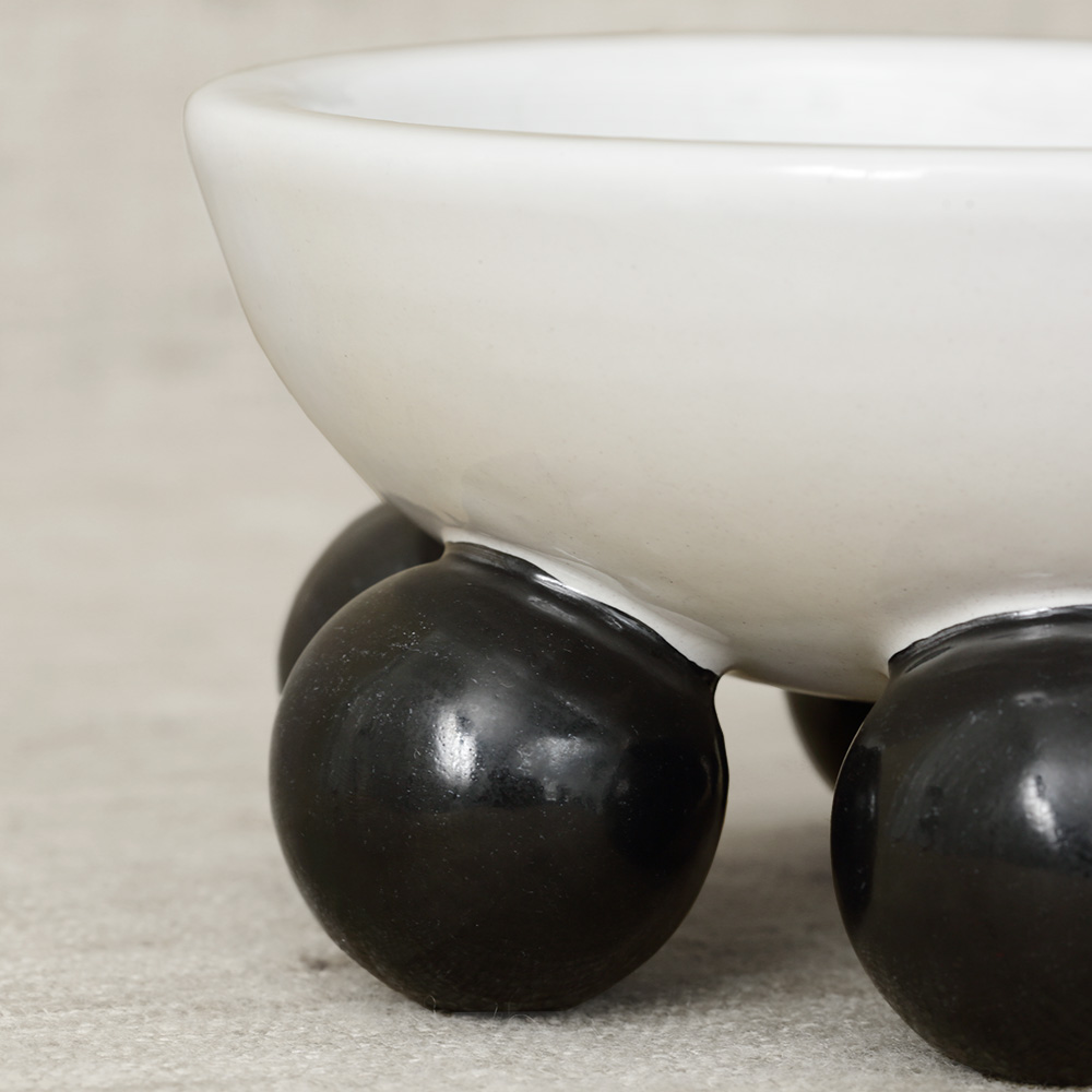 POP CATCH ALL - BLACK & WHITE image number 2