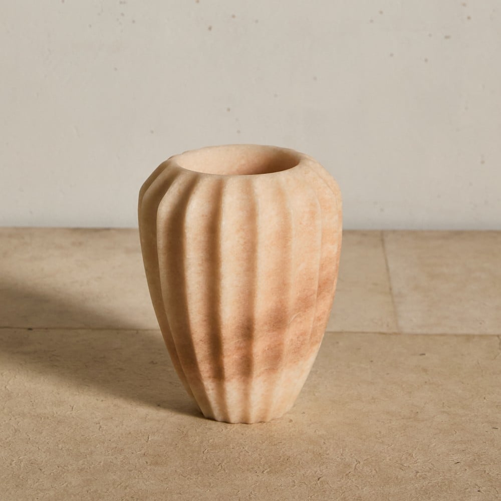 SMALL FLUTED VASE image number 3