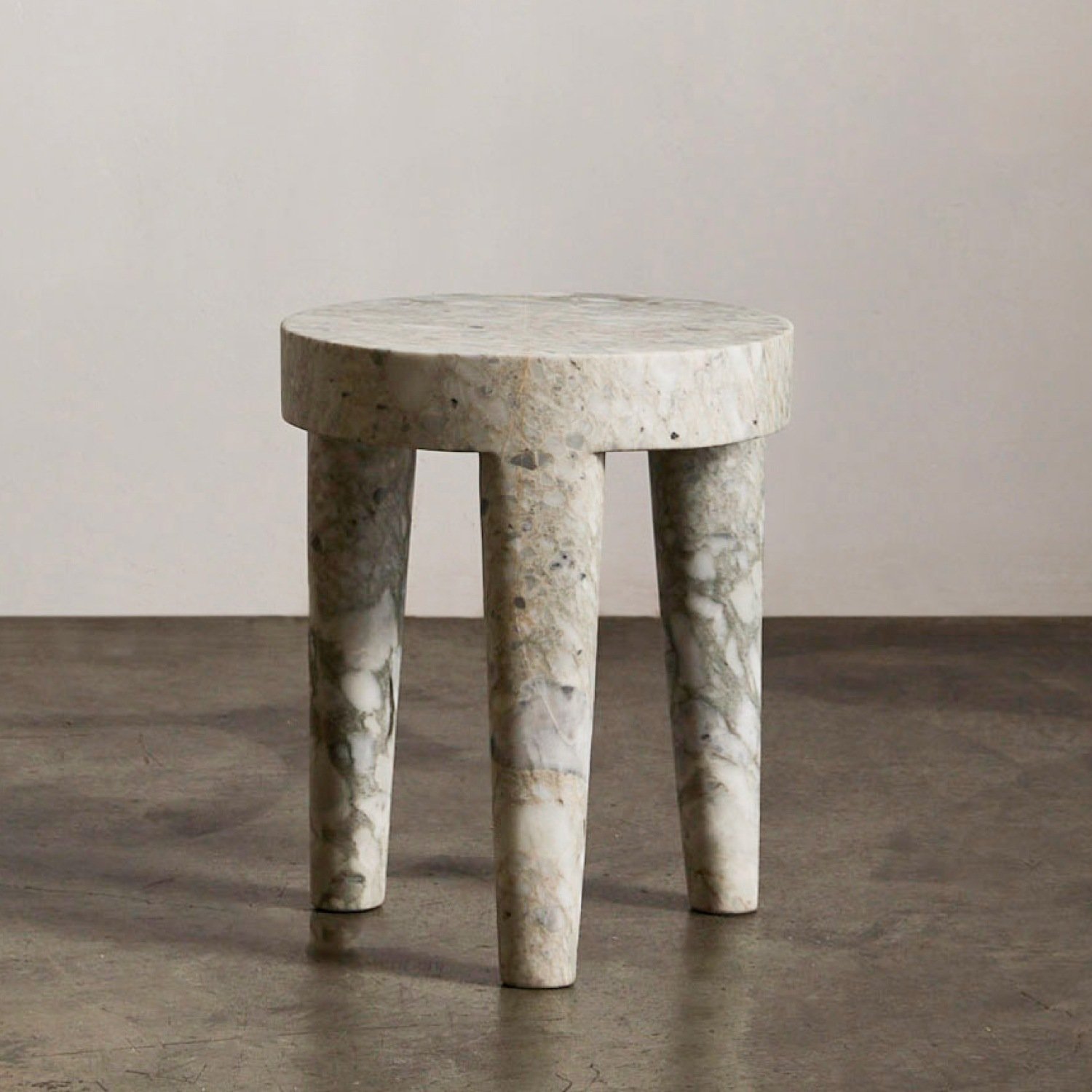 TRIBUTE STOOL LARGE image number 2