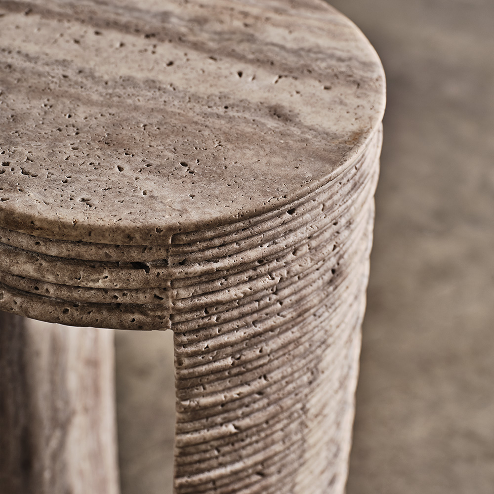 Stacked Drink Table image number 4