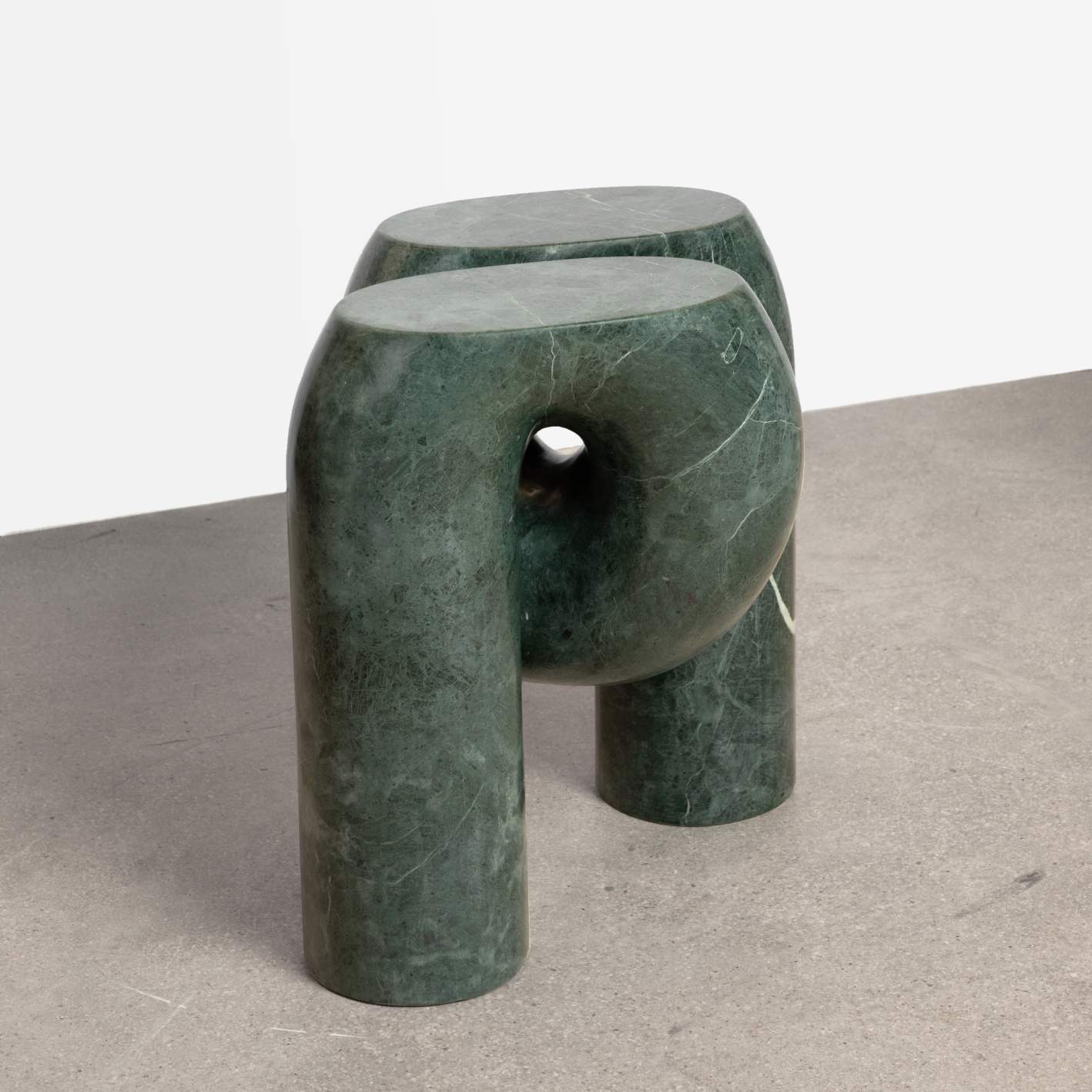 Nudo Side Table image number 6