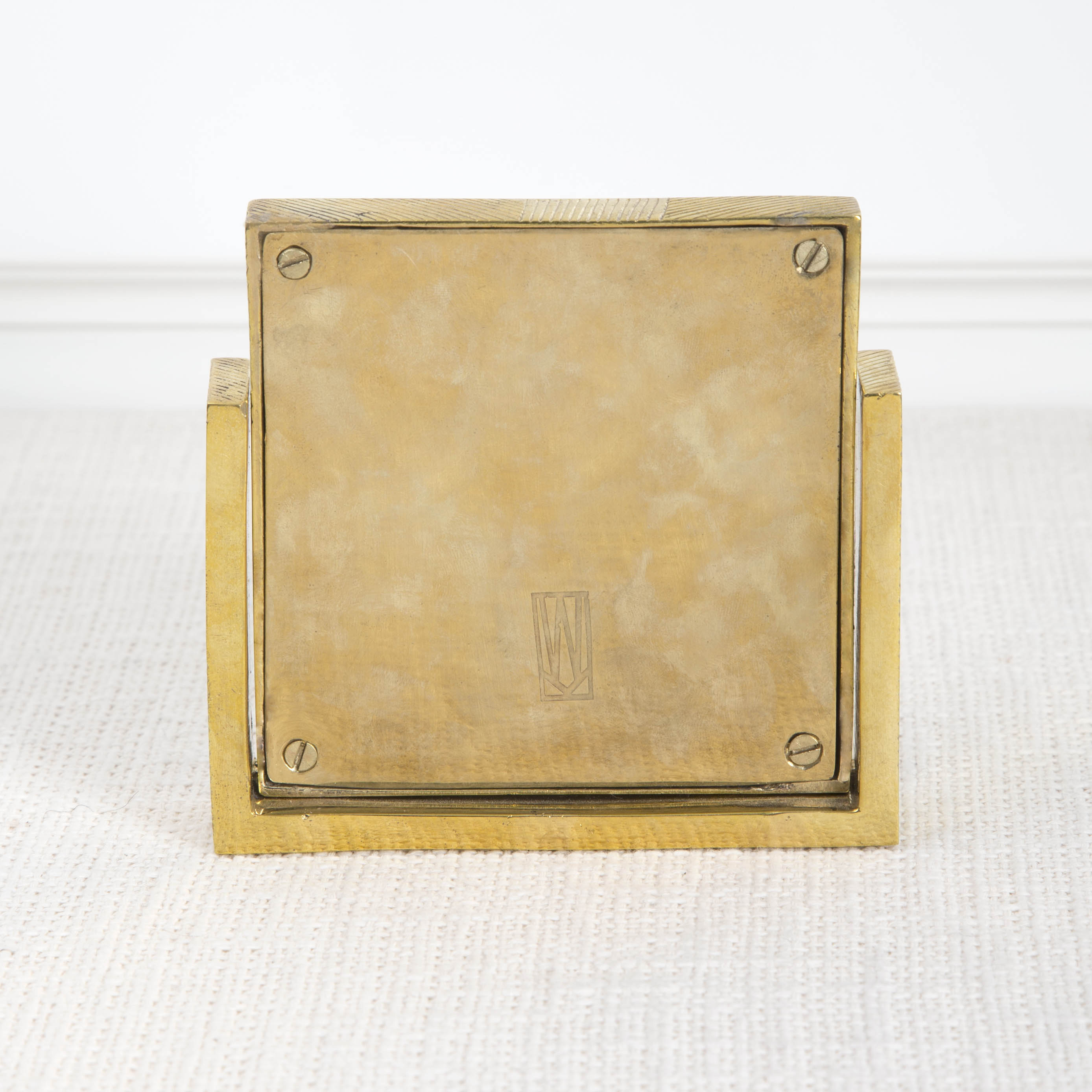 Liaison Frame image number 3