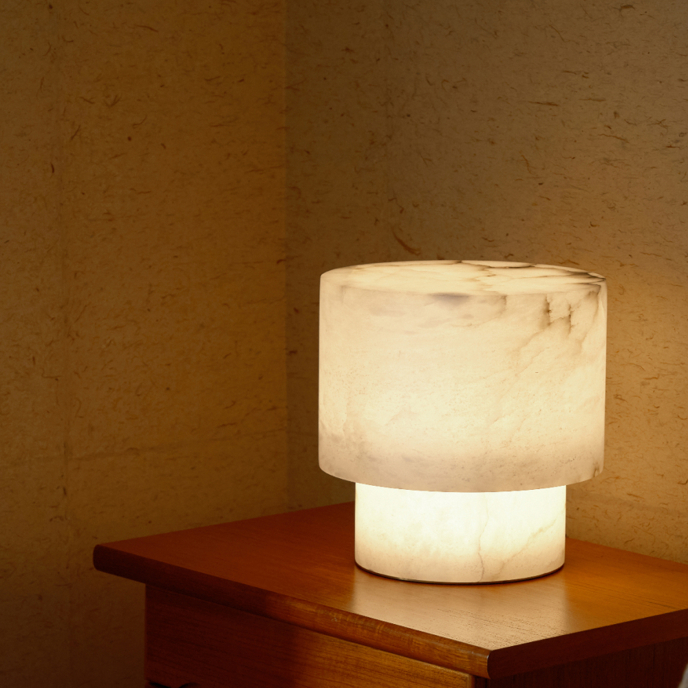 Una Small Table Lamp image number 1