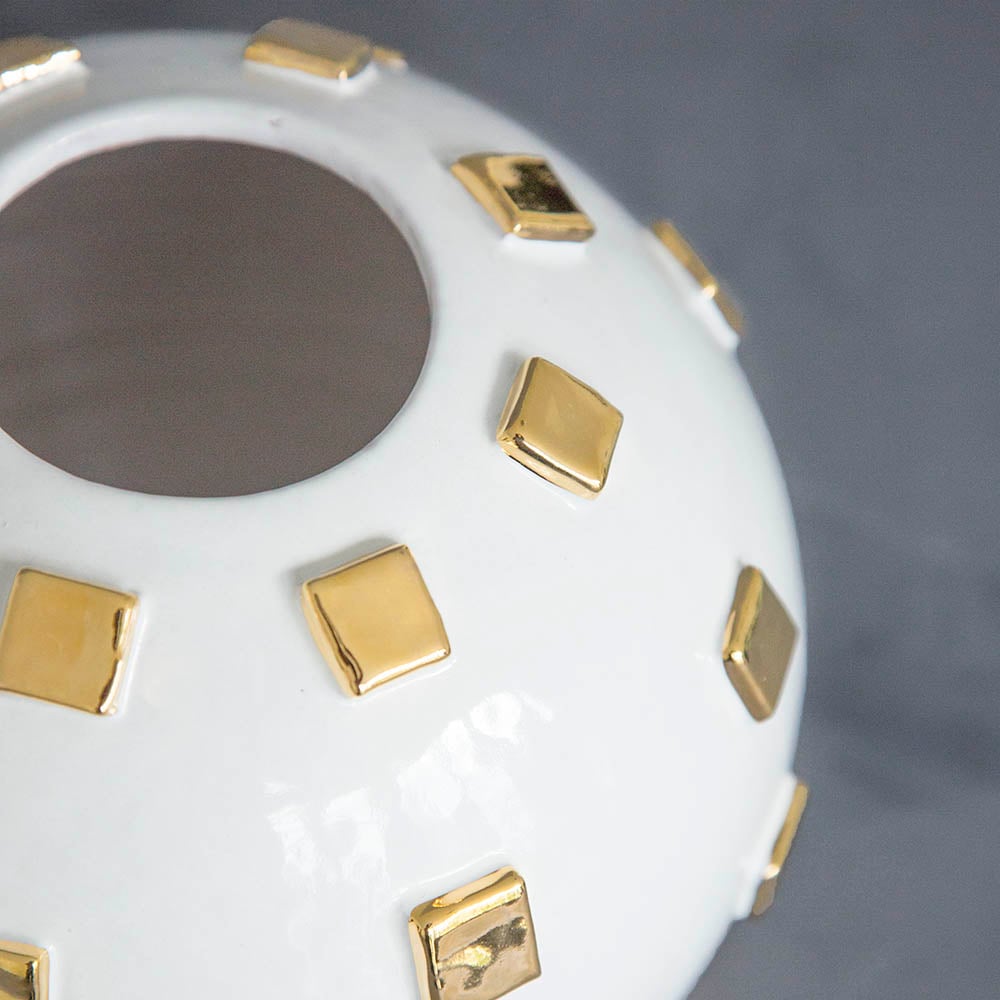 CHALET ROUND VASE image number 3