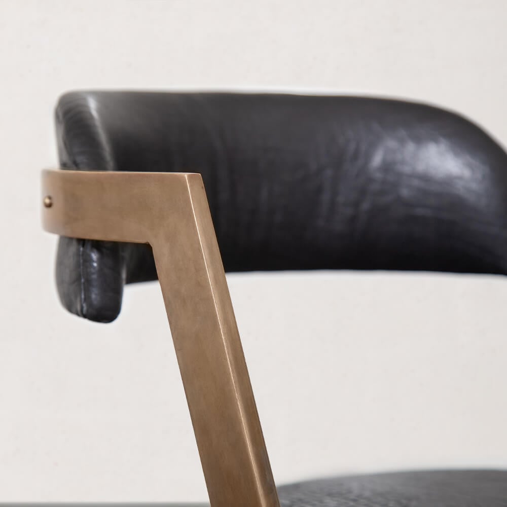 STUDIO DINING CHAIR image number 5