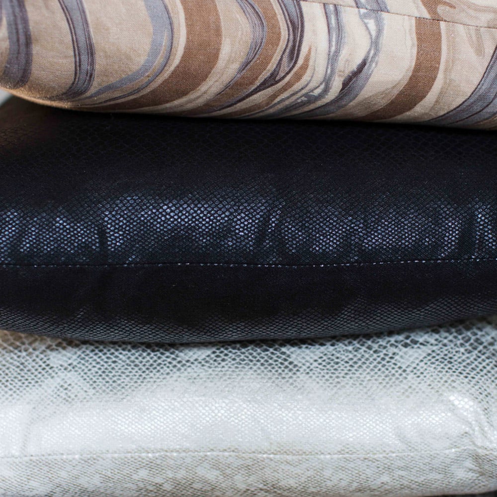 SERPENT PILLOW image number 0