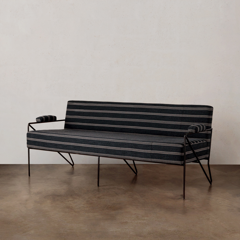 EMMETT SETTEE - OUTDOOR image number 0