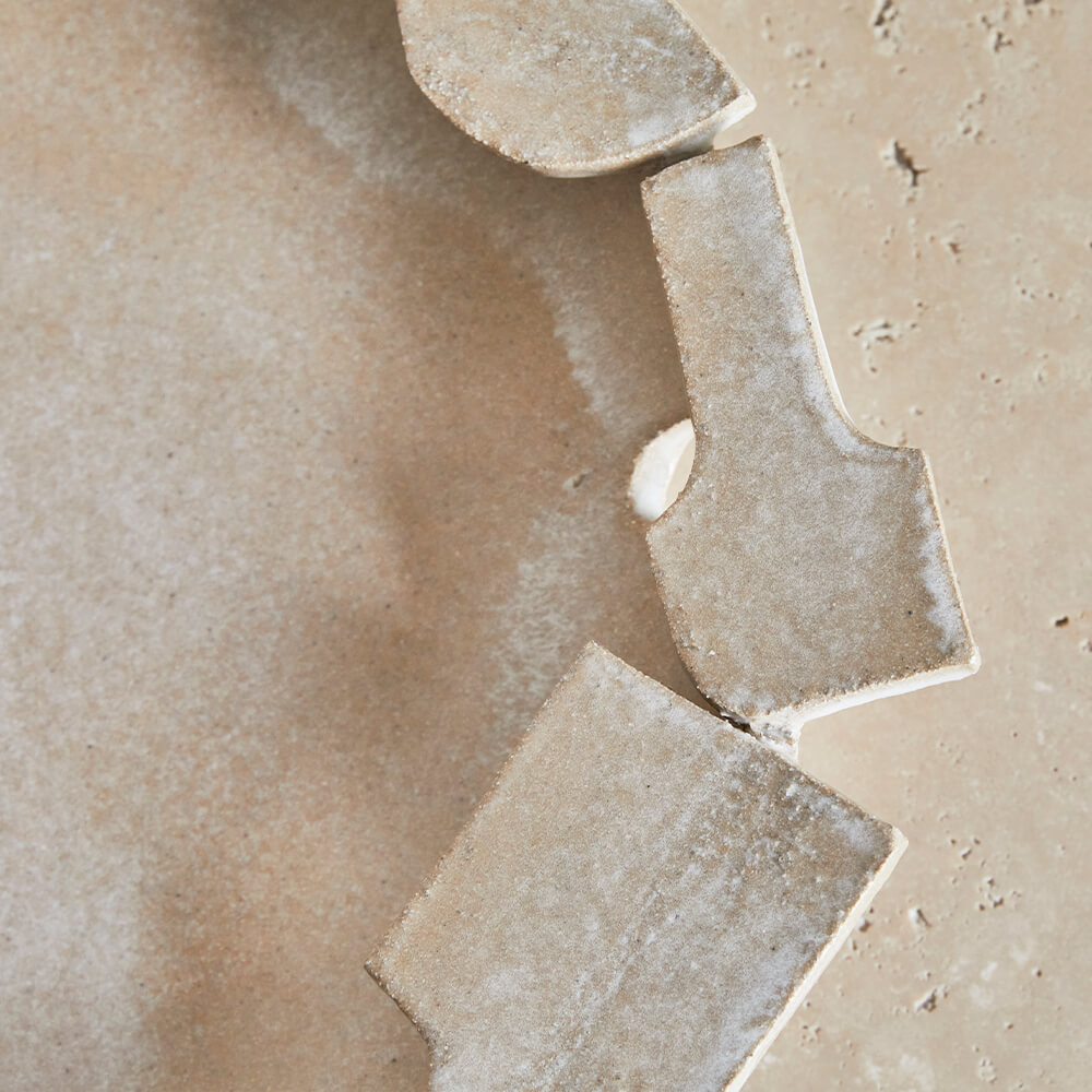 Centerpiece image number 5