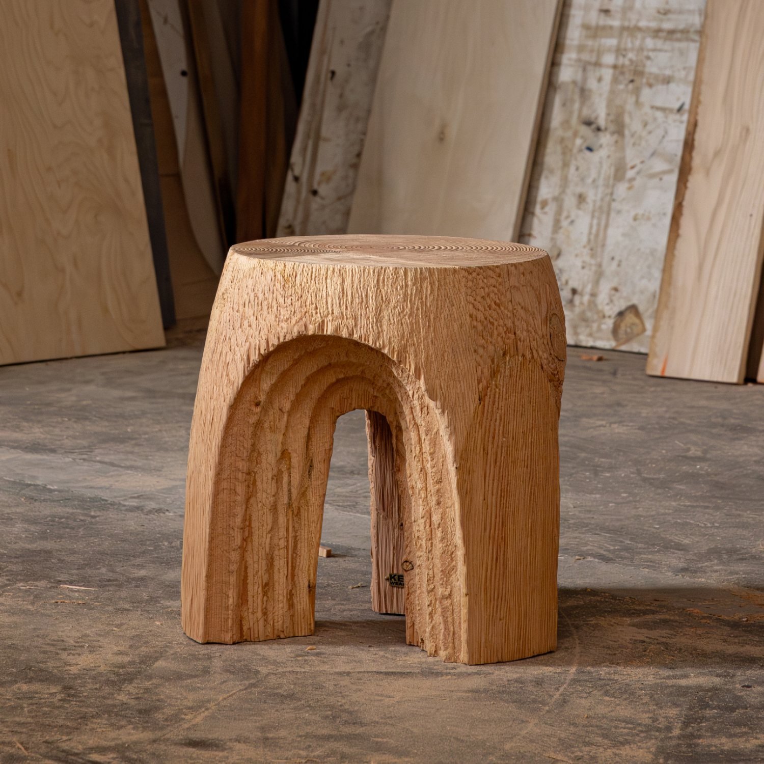 Echo Side Table image number 1