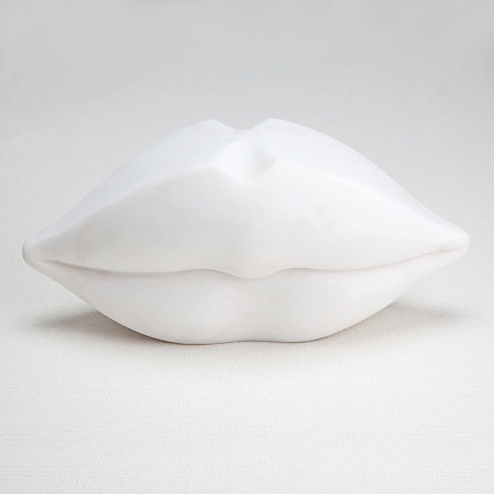 CLASSIC LITTLE KISS image number 0