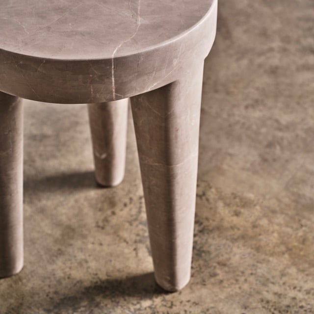 Tribute Side Table image number 2