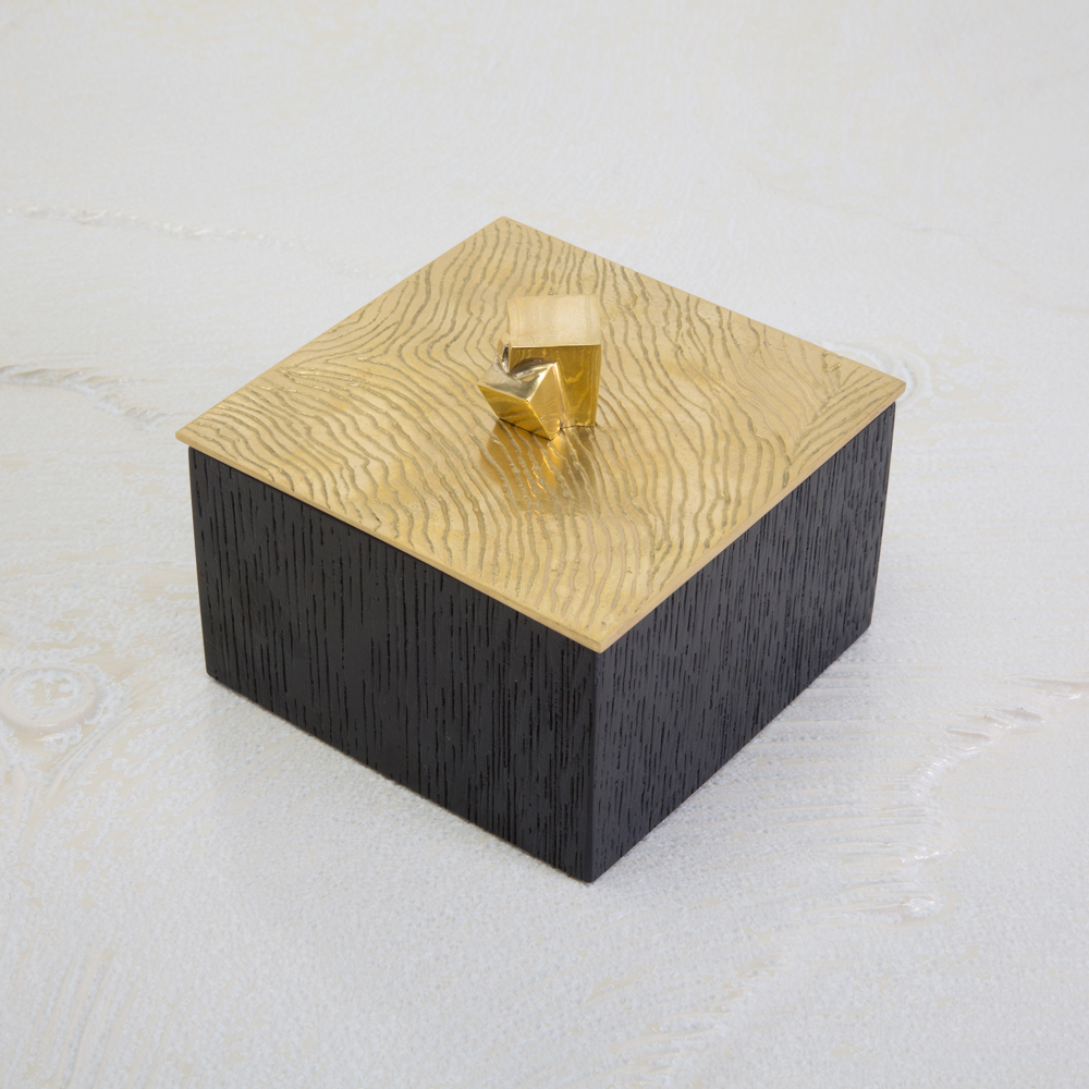 LUSTRE JEWELRY BOX image number 0