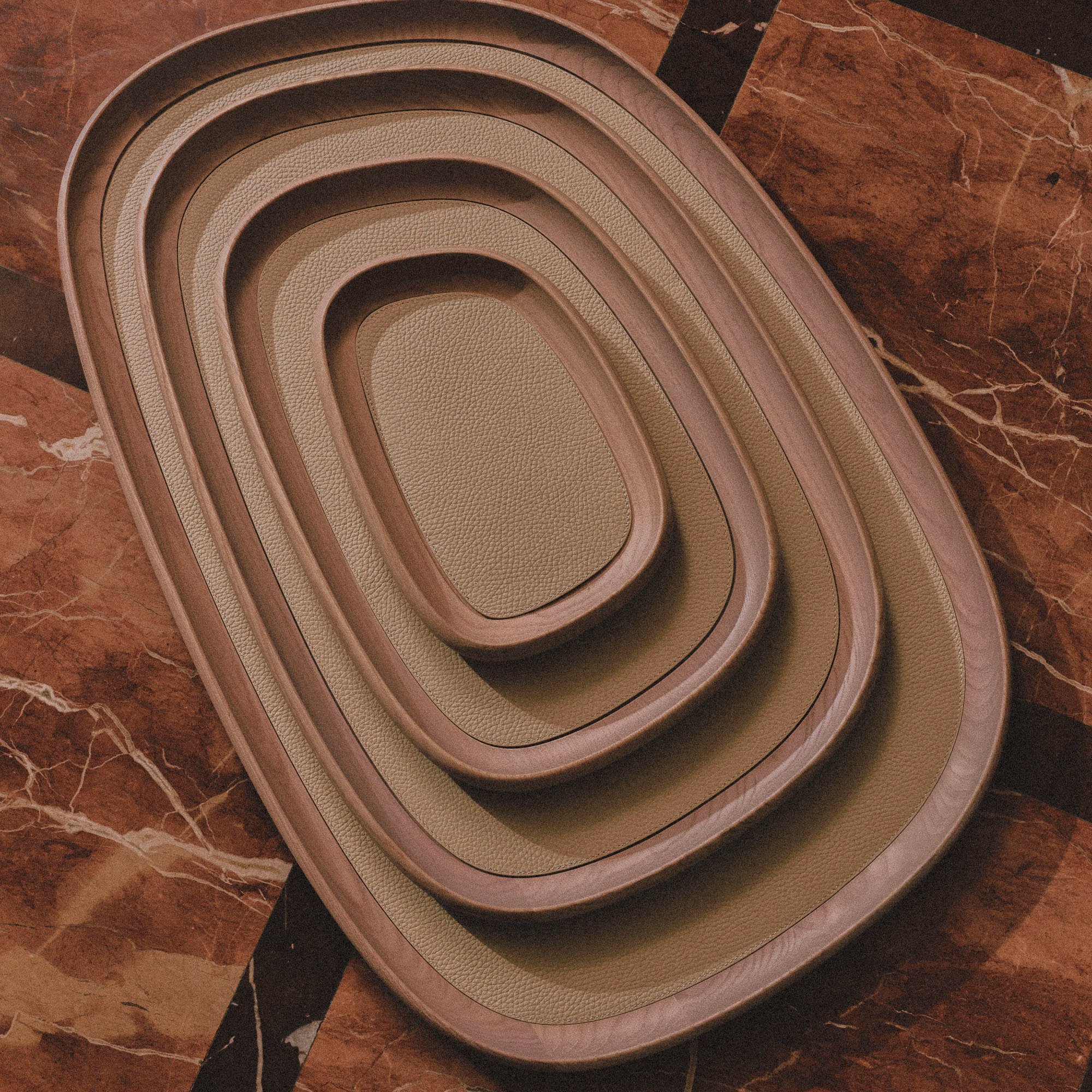 Maris Wood Tray image number 1