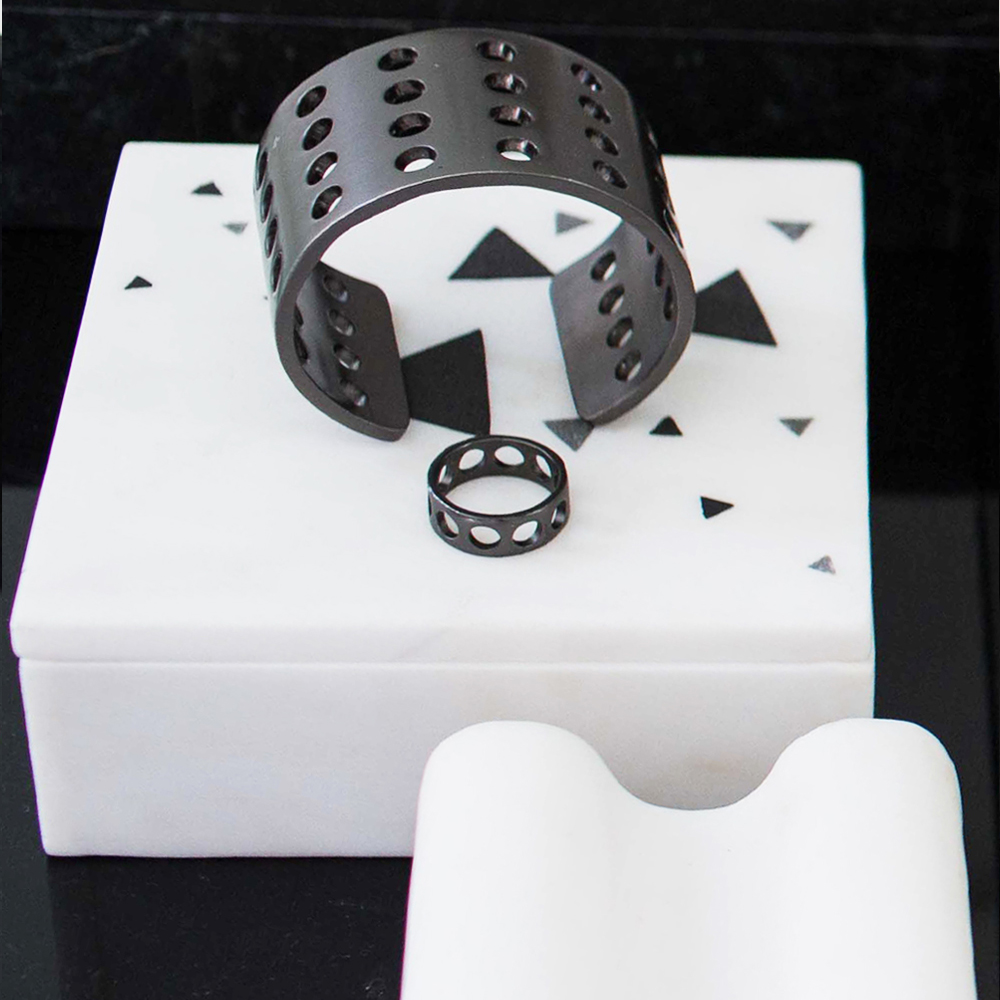 PRISM BOX image number 0