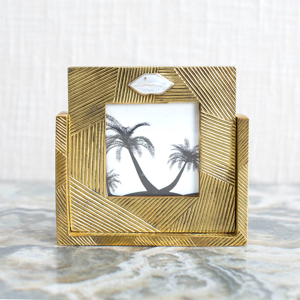 Liaison Frame image number 1