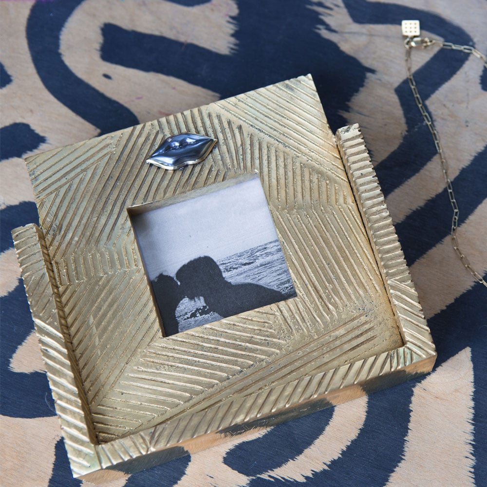 Liaison Frame image number 4