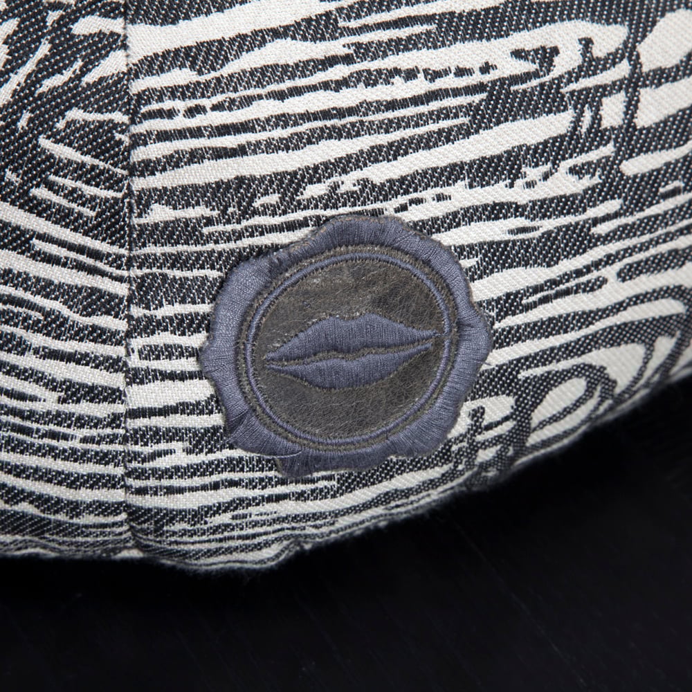 GRACIE SMALL DOG BED image number 4