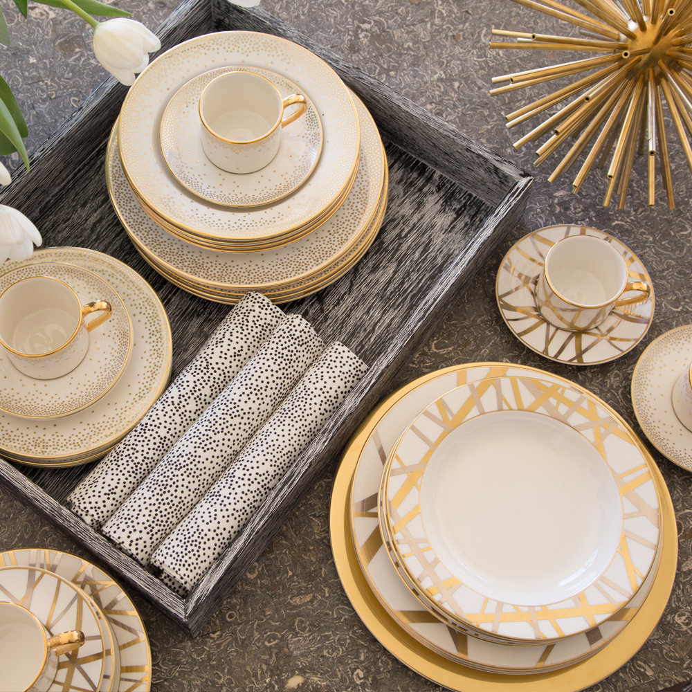 MULHOLLAND DINNER PLATE image number 0