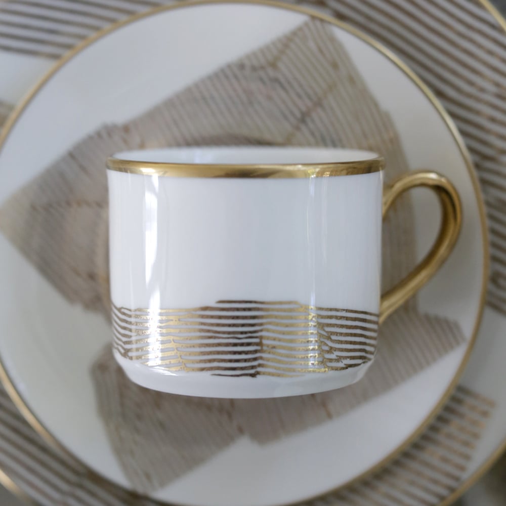 BEDFORD TEA CUP & SAUCER SET image number 4