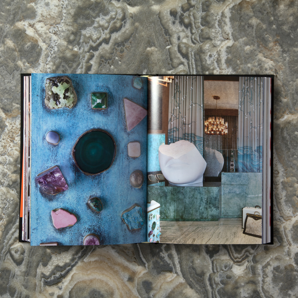 Hue, Limited Edition - BLACK image number 4