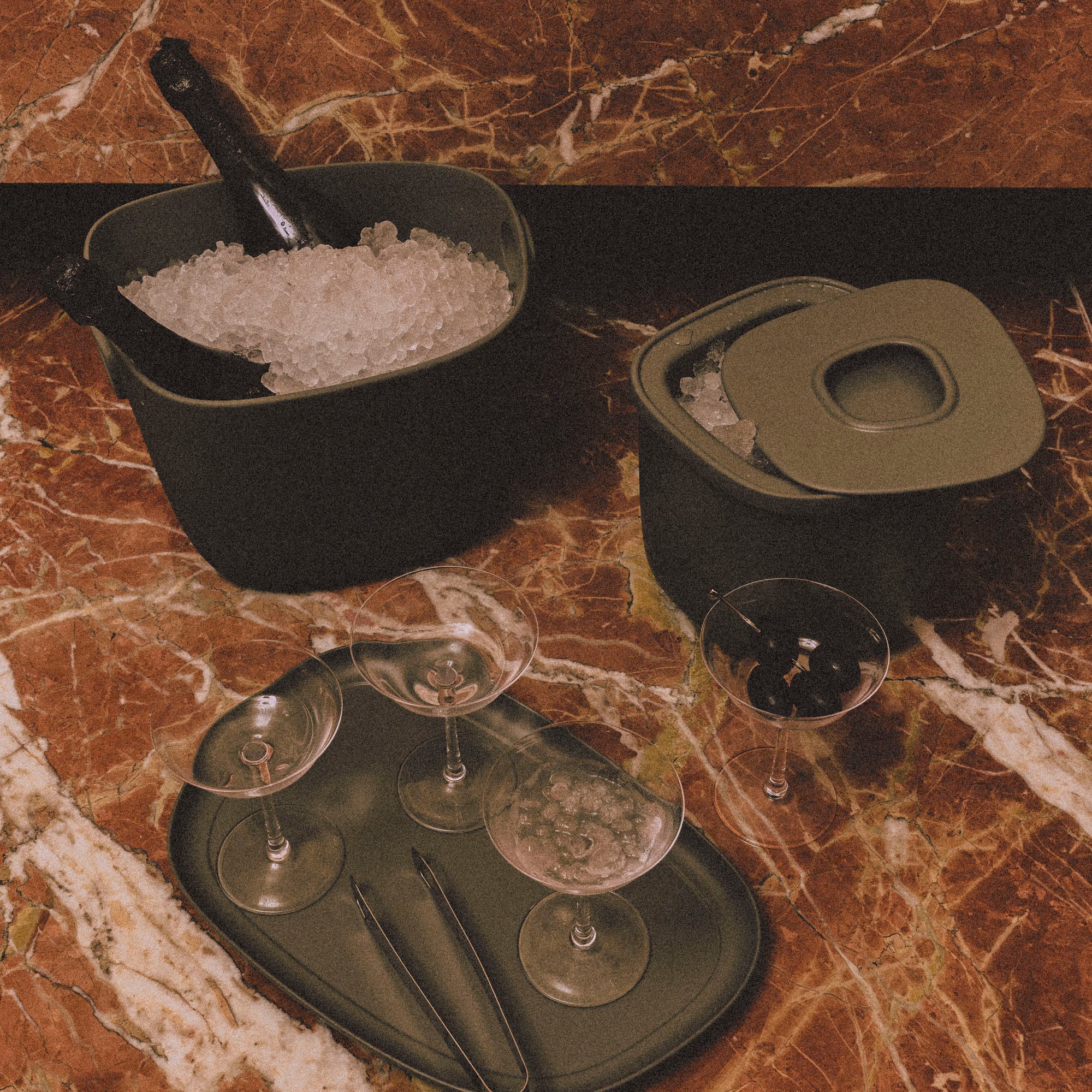 Maris Champagne Bucket image number 1