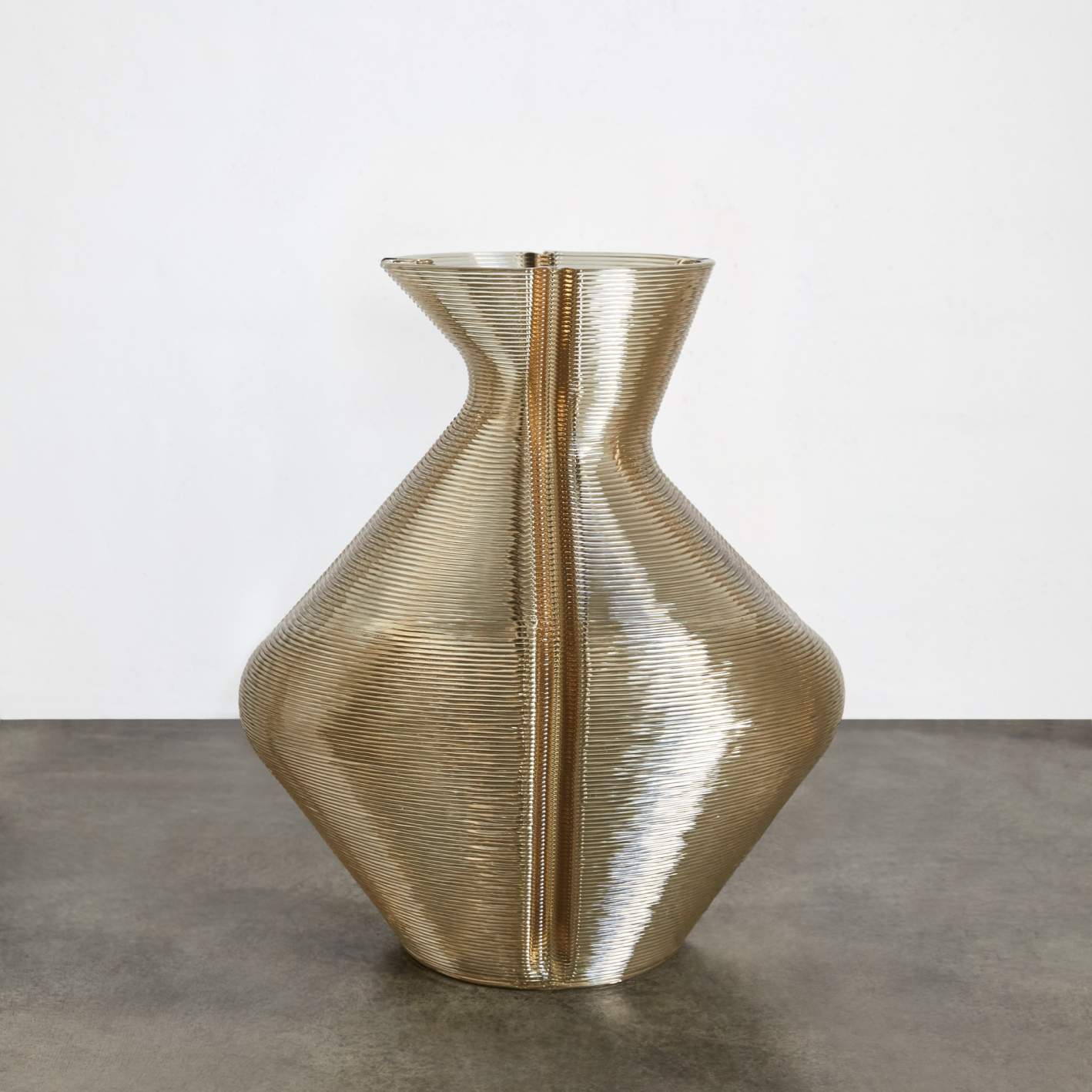 Changing Vase image number 4